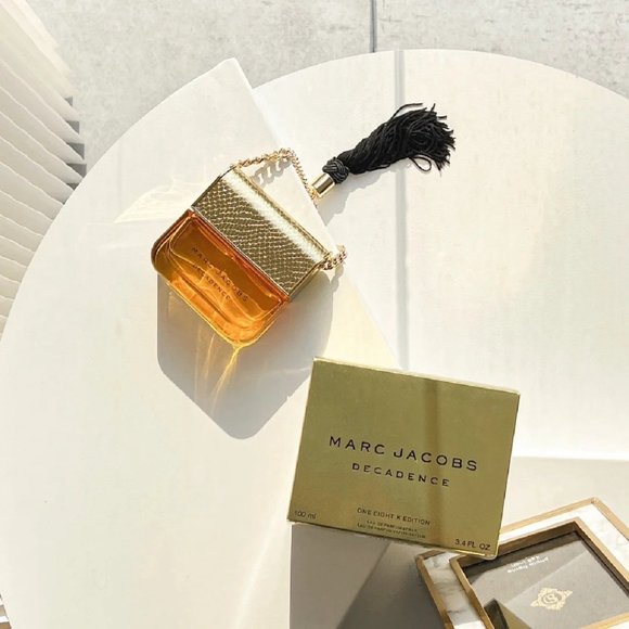 Decadence by Marc Jacobs Gold One Eight K Edition 3.4FL.OZ 100ml - Picture 3 of 3